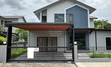出售 3 卧室 独立屋 在 Mueang Pathum Thani, Pathum Thani