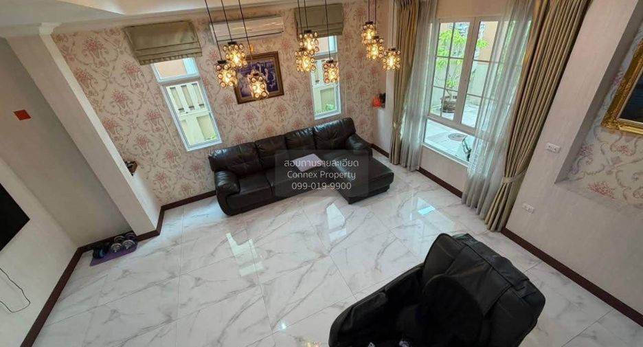 À vendre 5 chambres maison à Phasi Charoen, Bangkok
