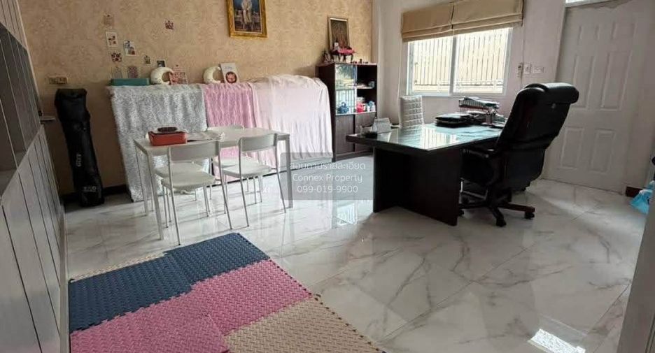 À vendre 5 chambres maison à Phasi Charoen, Bangkok
