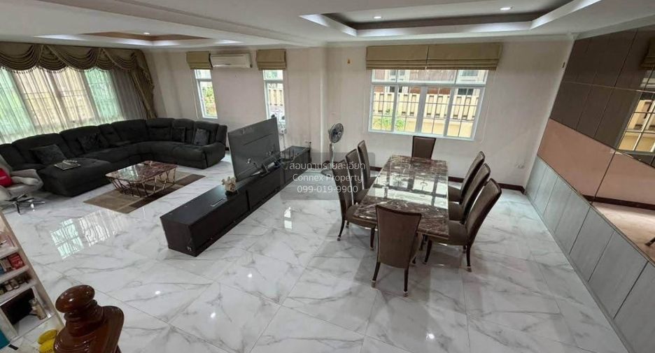 À vendre 5 chambres maison à Phasi Charoen, Bangkok