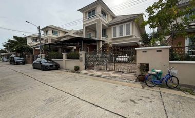 À vendre 5 chambres maison à Phasi Charoen, Bangkok