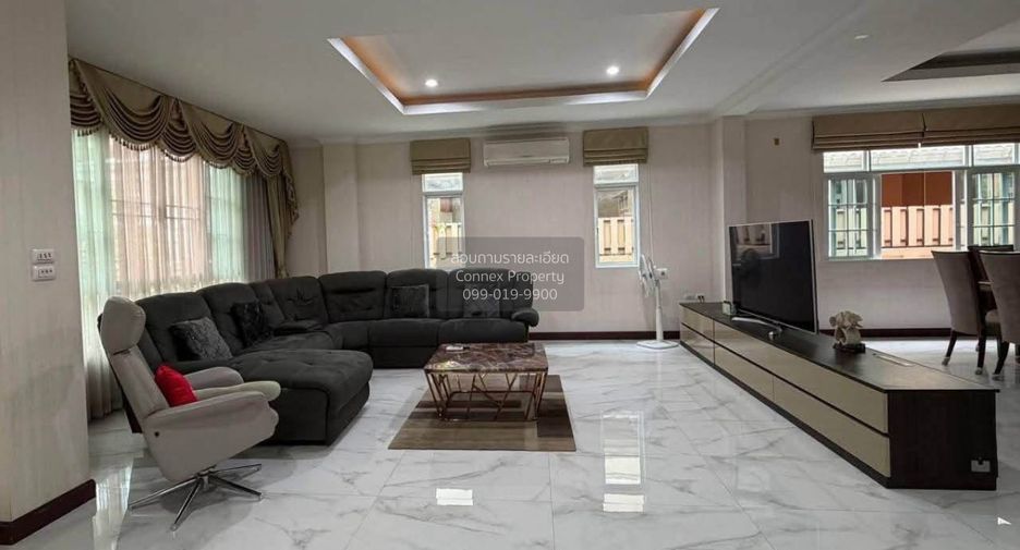 À vendre 5 chambres maison à Phasi Charoen, Bangkok