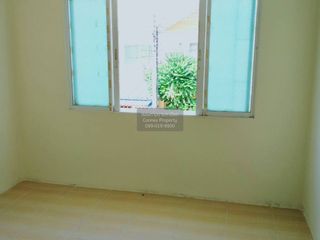 Casa adosada en venta de 3 habitaciones en Bang Khun Thian, Bangkok
