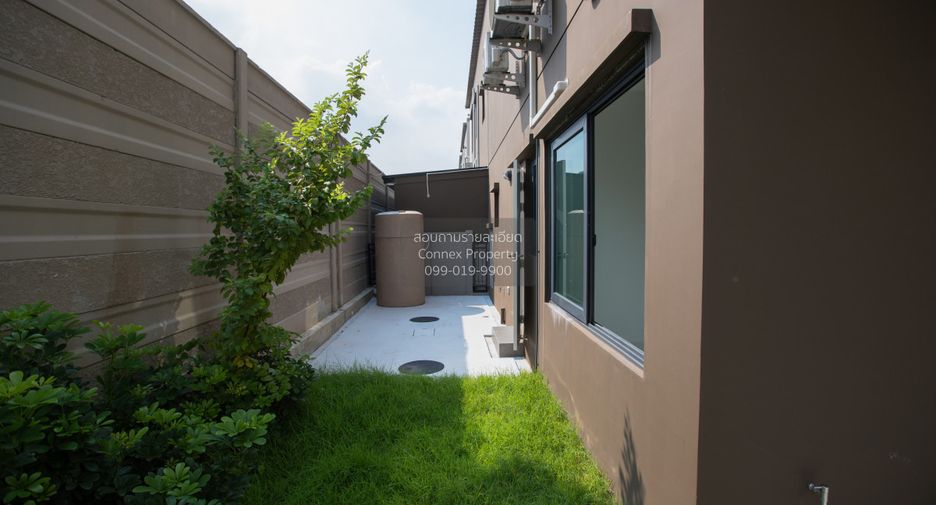 Casa adosada en venta de 3 habitaciones en Mueang Nonthaburi, Nonthaburi