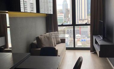 For rent 1 bed condo 