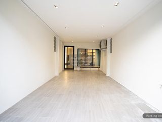 For rent 3 bedrooms townhouse in Huai Khwang, Bangkok