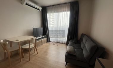 Wohnung zur Miete mit 1 Zimmer in Pathum Wan, Bangkok