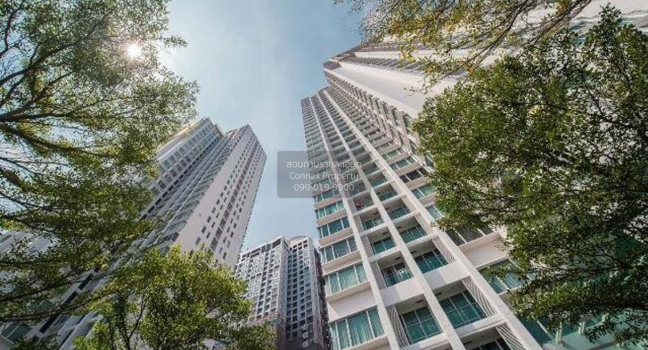 For rent 2 bedrooms condo in Huai Khwang, Bangkok