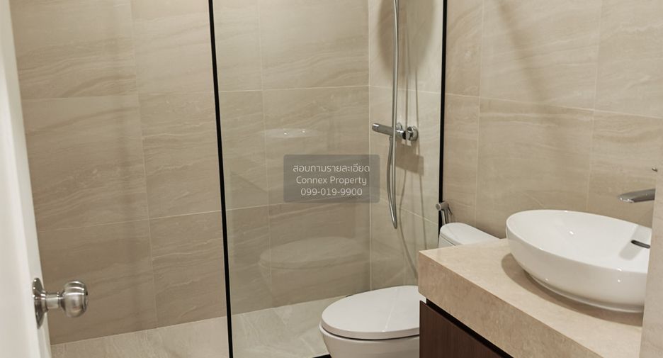 For rent 3 bedrooms condo in Watthana, Bangkok