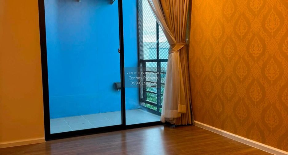 For rent 3 bedrooms townhouse in Bang Kruai, Nonthaburi