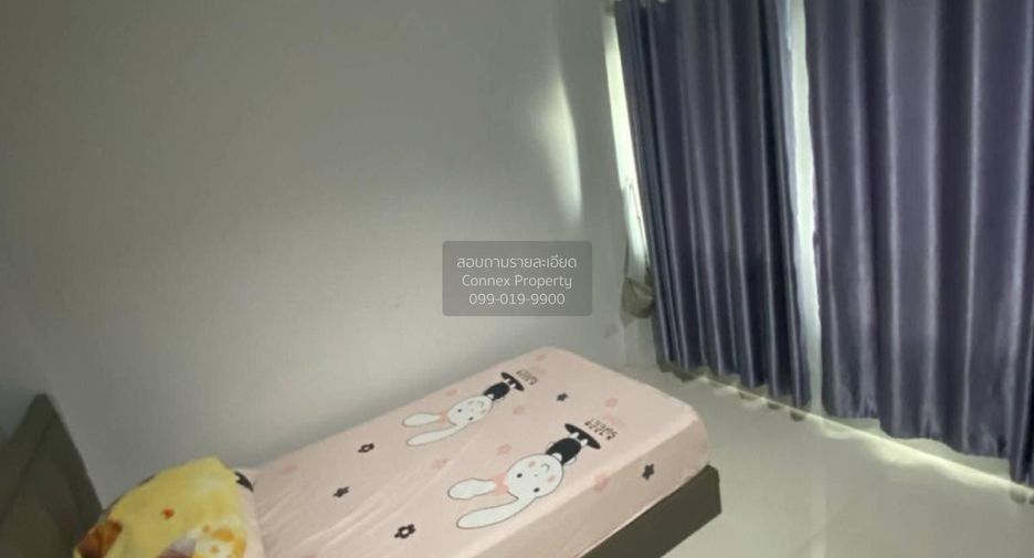 For rent 3 bedrooms townhouse in Saphan Sung, Bangkok