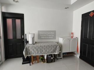 À louer 1 chambre condo à Din Daeng, Bangkok