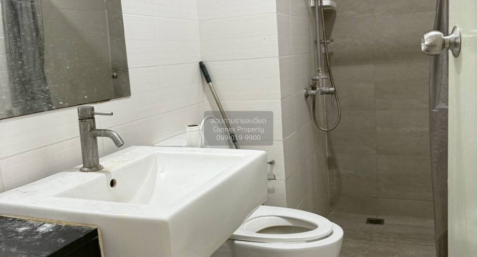 Wohnung zur Miete mit 1 Zimmer in Huai Khwang, Bangkok