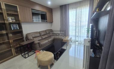 Condo en alquiler de 2 habitaciones en Yan Nawa, Bangkok