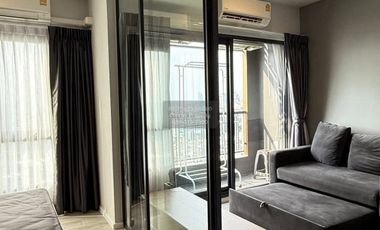 Condo en alquiler de 1 habitaciones en Bang Kho Laem, Bangkok