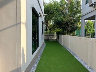 Casa en alquiler de 3 habitaciones en Thanyaburi, Pathum Thani