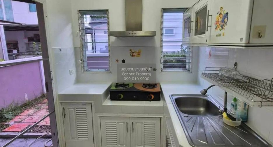 Casa en alquiler de 3 habitaciones en Lat Krabang, Bangkok