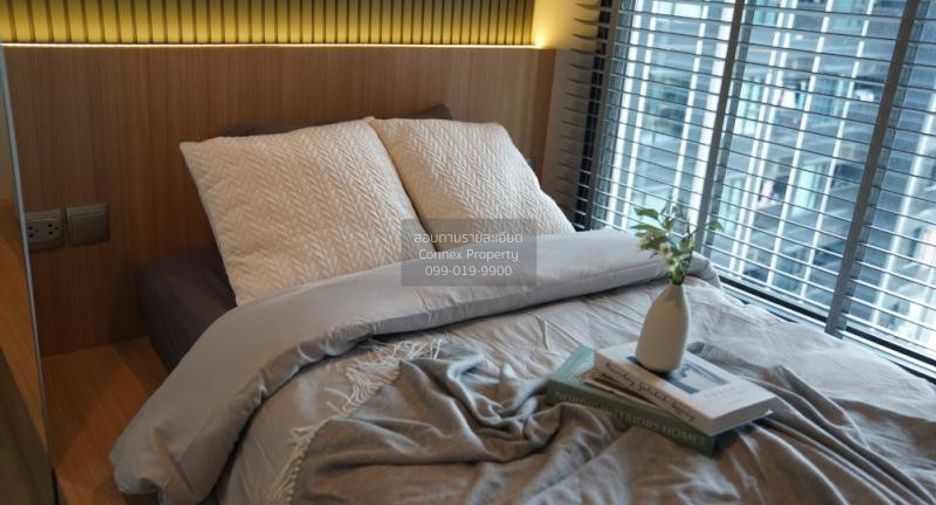 For rent 2 bedrooms condo in Huai Khwang, Bangkok