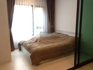 Wohnung zur Miete mit 1 Zimmer in Yan Nawa, Bangkok
