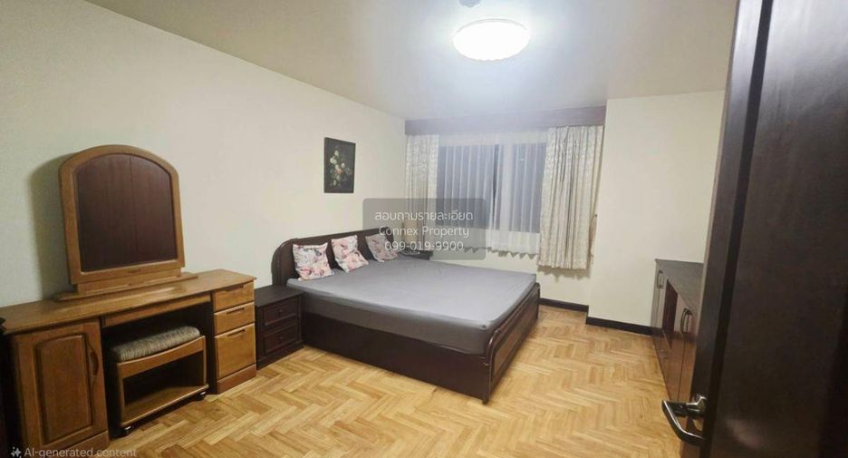 For rent 3 bedrooms condo in Watthana, Bangkok