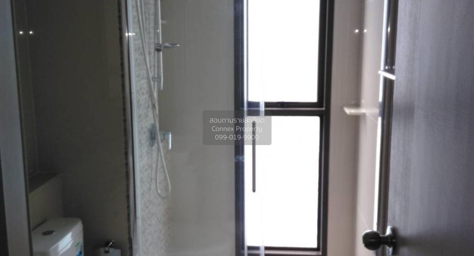 À louer 1 chambre condo à Phra Khanong, Bangkok