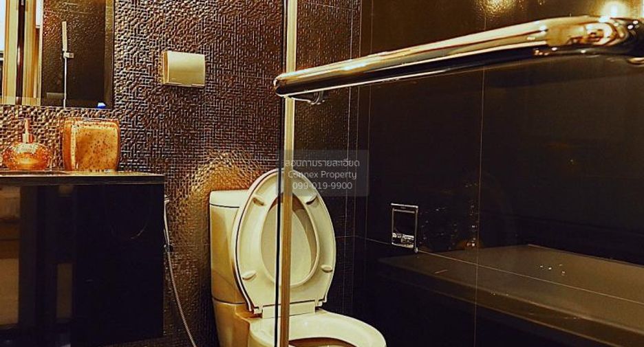 Condo en alquiler de 2 habitaciones en Khlong Toei, Bangkok