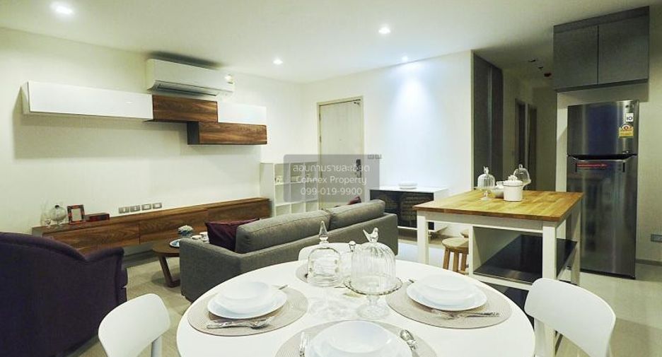 Condo en alquiler de 2 habitaciones en Khlong Toei, Bangkok