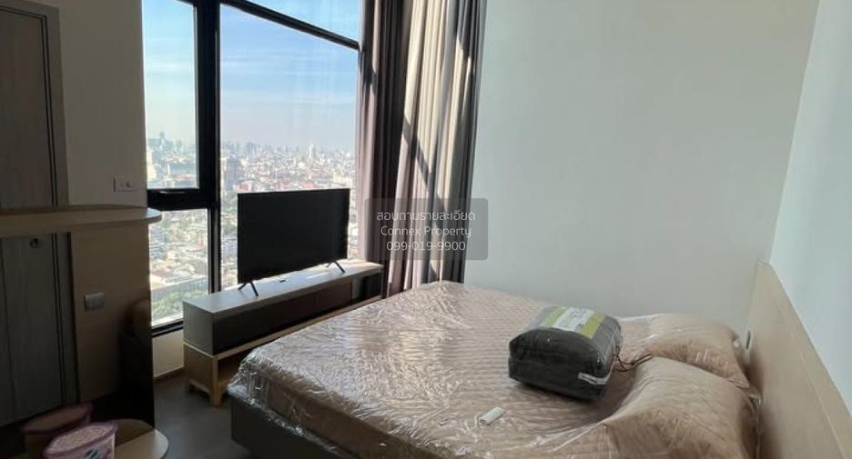 For rent 2 bedrooms condo in Ratchathewi, Bangkok