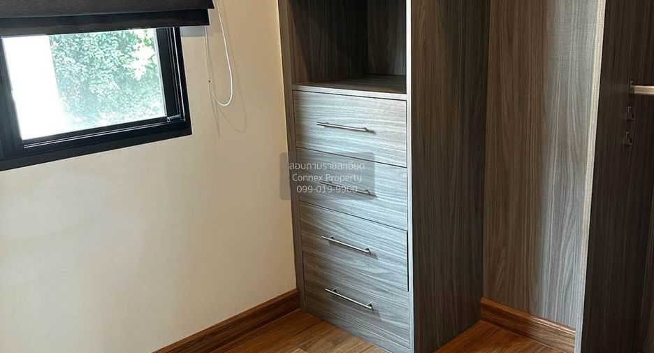 出租 3 卧室 联排别墅 在 Bang Phli, Samut Prakan