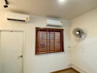 出租 2 卧室 联排别墅 在 Bang Phli, Samut Prakan