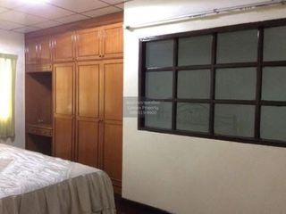 出租 2 卧室 联排别墅 在 Pak Kret, Nonthaburi