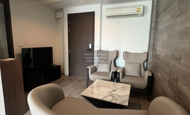 Condo en alquiler de 1 habitaciones en Sathon, Bangkok