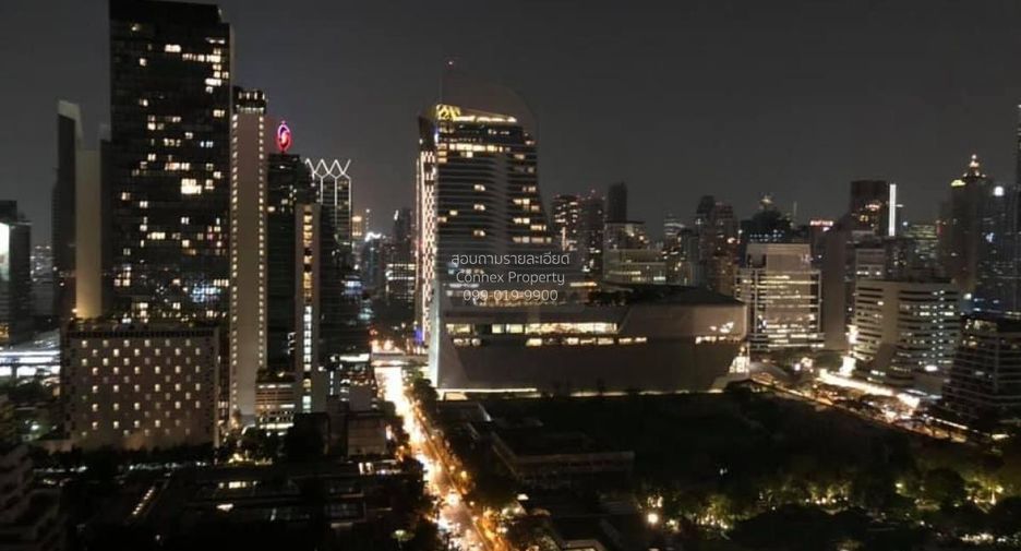 For rent 2 bedrooms condo in Pathum Wan, Bangkok