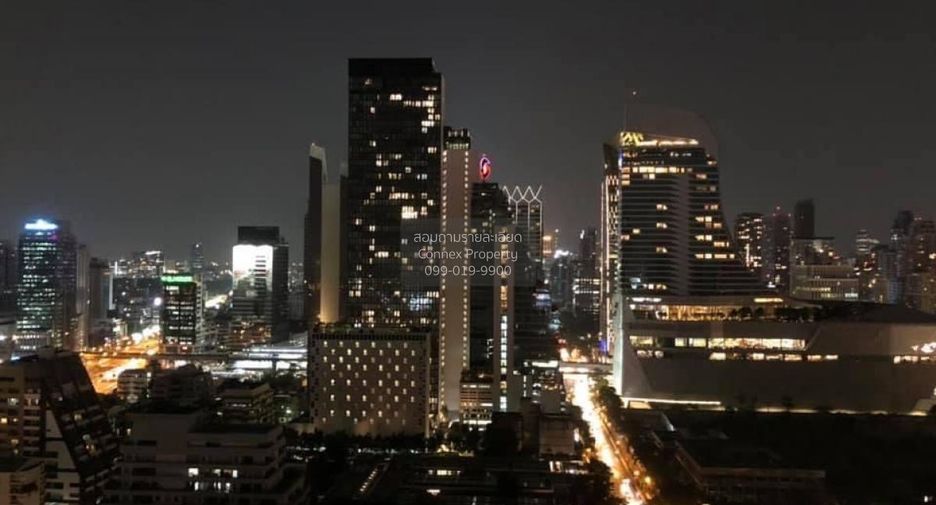 For rent 2 bedrooms condo in Pathum Wan, Bangkok