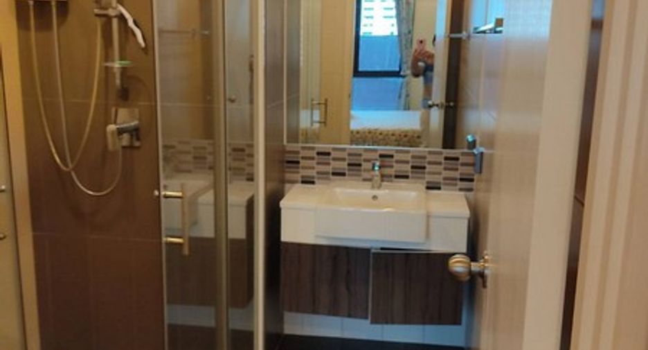 For rent 1 bed condo in Phaya Thai, Bangkok