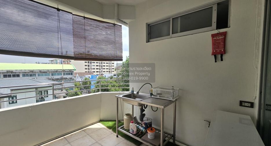 For rent 1 bed condo in Phaya Thai, Bangkok