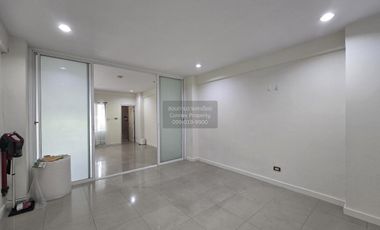 For rent 1 bed condo in Phaya Thai, Bangkok