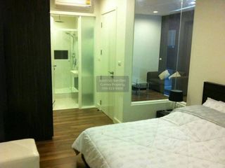 Condo en alquiler de 1 habitaciones en Phra Khanong, Bangkok