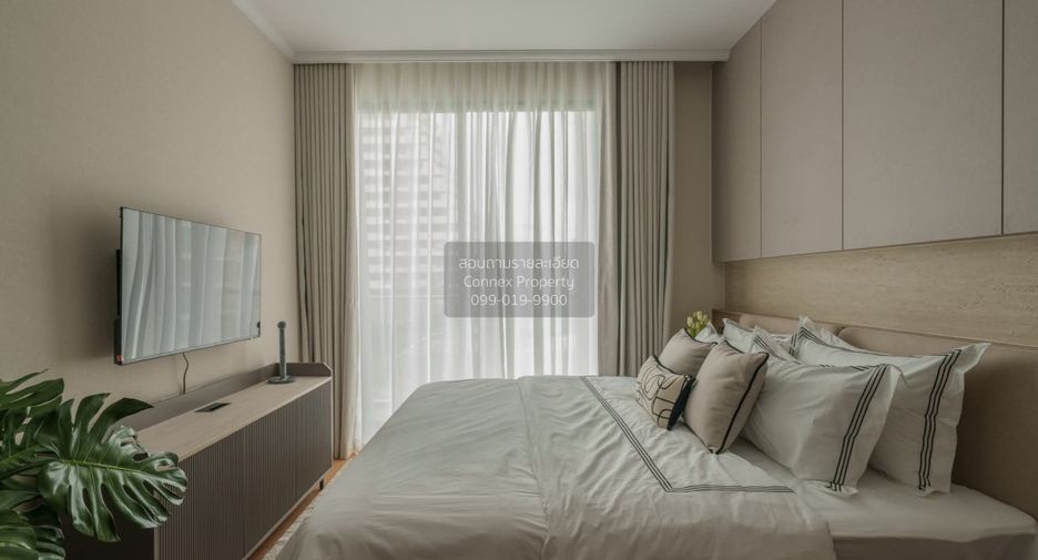 For rent 2 bedrooms condo in Watthana, Bangkok
