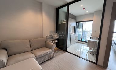 À louer 1 chambre condo à Huai Khwang, Bangkok