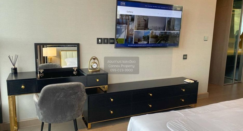 For rent 2 bedrooms condo in Watthana, Bangkok