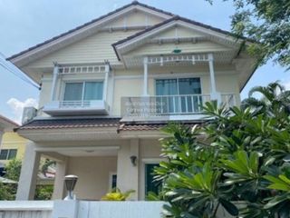 Casa en alquiler de 3 habitaciones en Lat Krabang, Bangkok