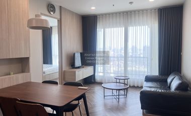 For rent 2 bedrooms condo in Pathum Wan, Bangkok
