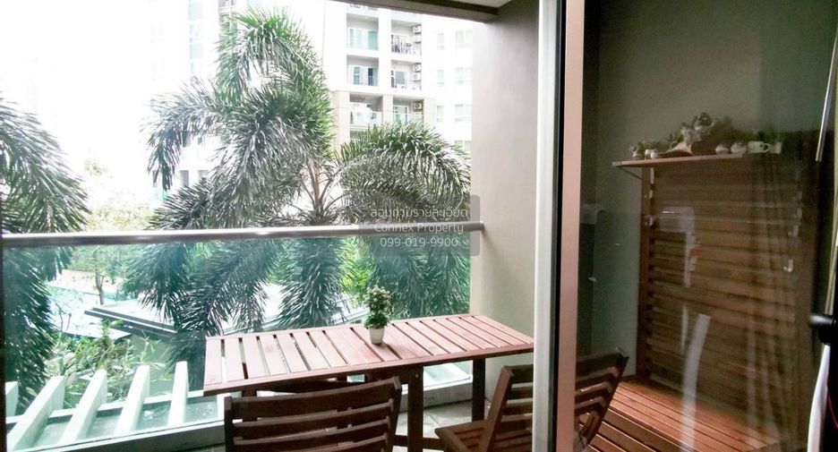 For rent 2 bedrooms condo in Huai Khwang, Bangkok