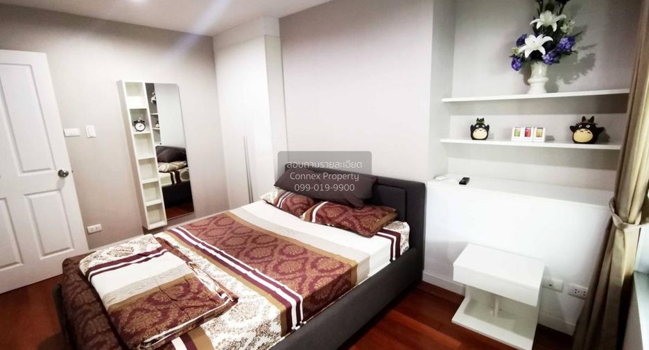 For rent 2 bedrooms condo in Huai Khwang, Bangkok