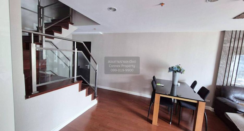 For rent 3 ベッドルーム condo in Huai Khwang, Bangkok
