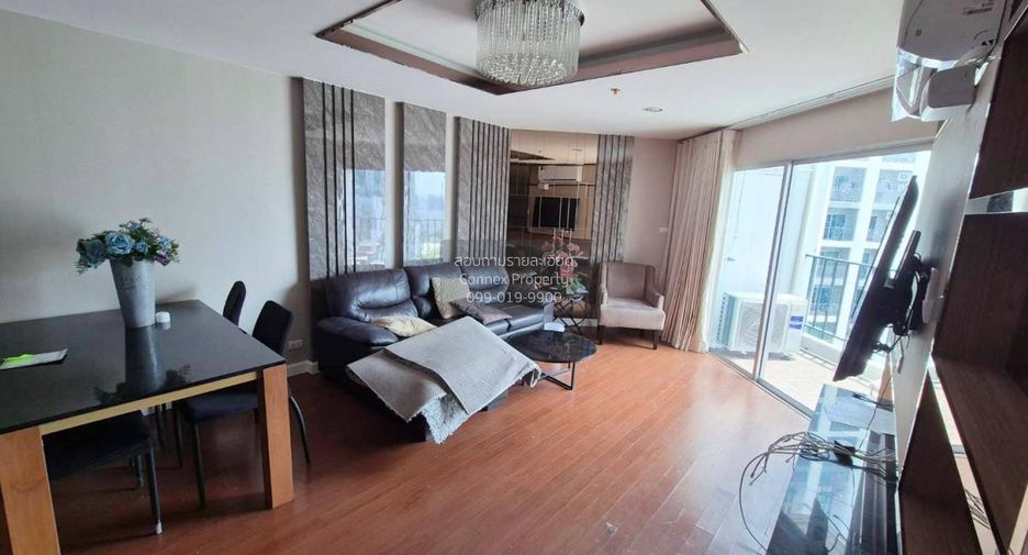 For rent 3 ベッドルーム condo in Huai Khwang, Bangkok