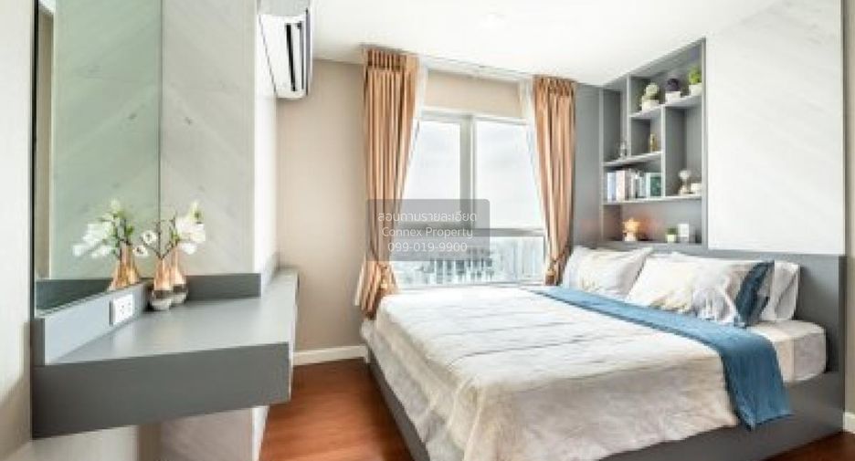 For rent 3 bedrooms condo in Huai Khwang, Bangkok