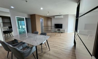 For rent 3 bedrooms condo 