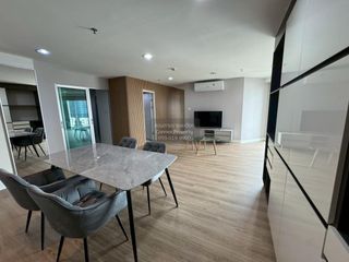 出租 3 卧室 公寓 在 Huai Khwang, 曼谷